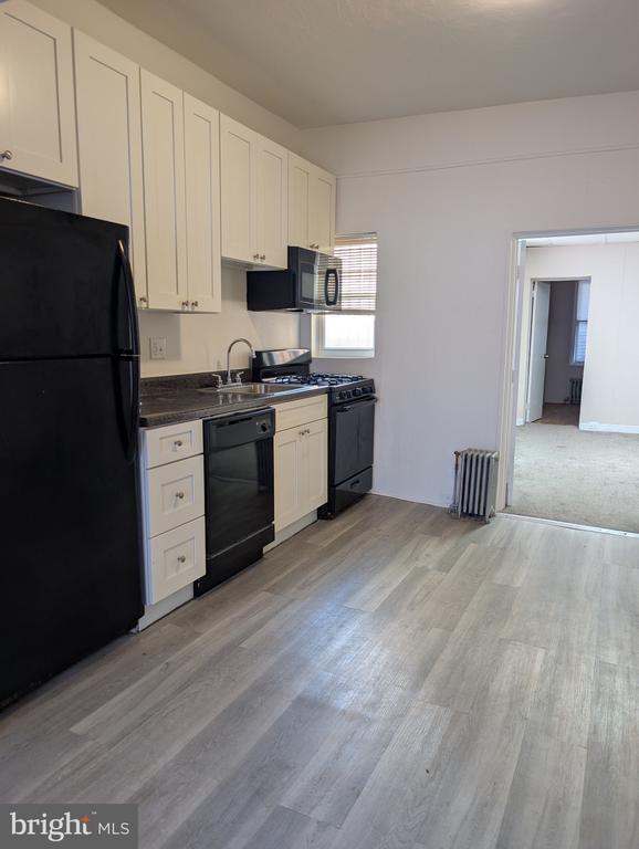 509 SNYDER AVENUE 1/F
