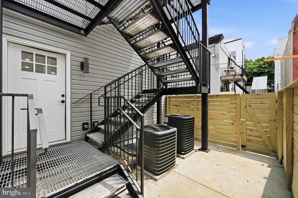 1514 S 22ND STREET Unit: 3