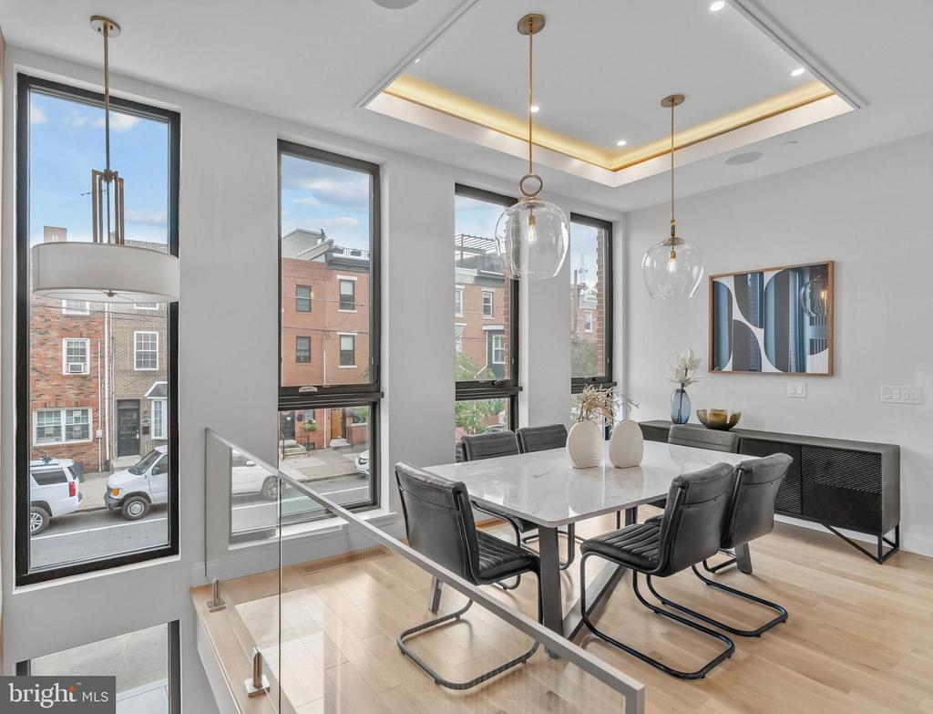 1100 WEBSTER STREET Unit: 5