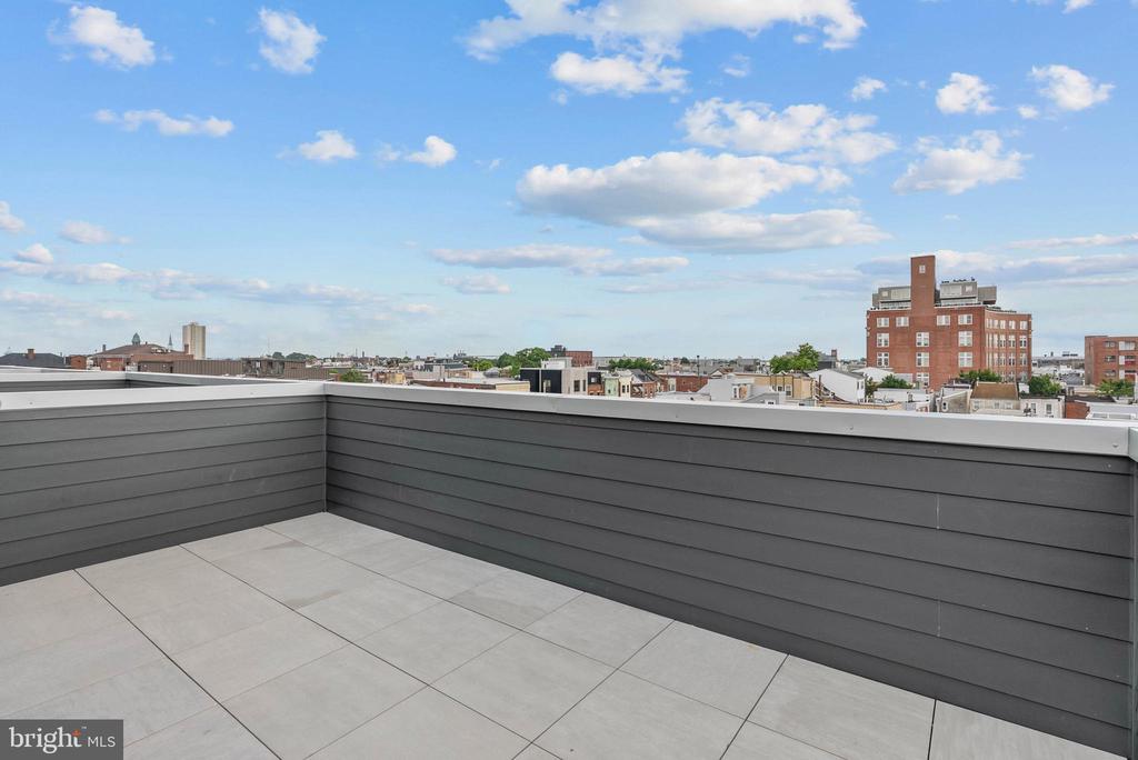 1100 WEBSTER STREET Unit: 5