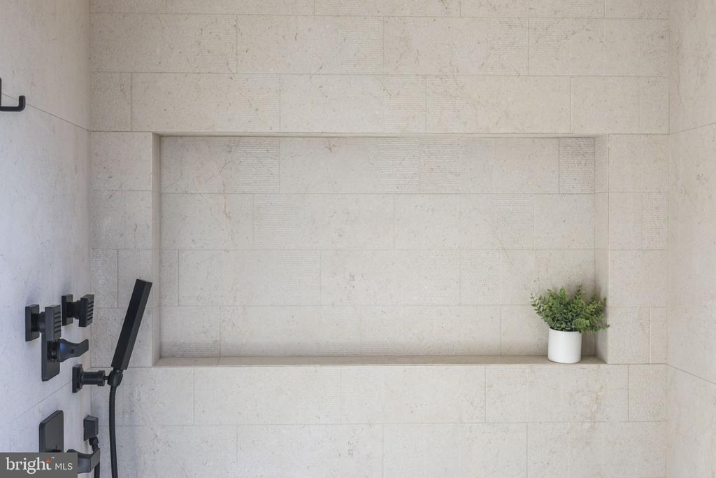 514 S 20TH STREET Unit: A