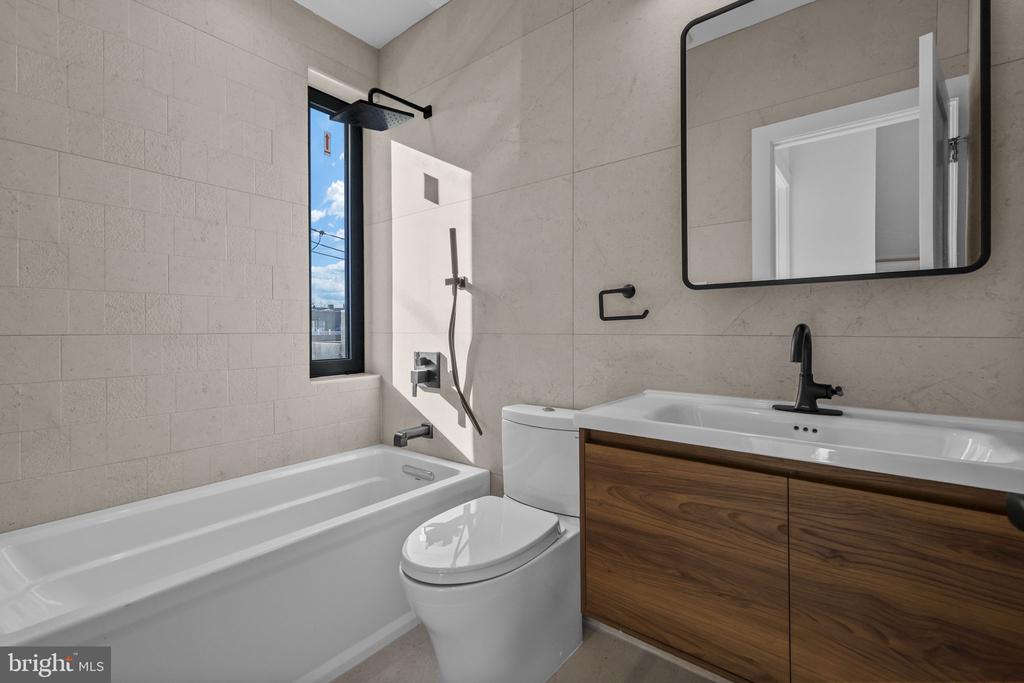 514 S 20TH STREET Unit: A
