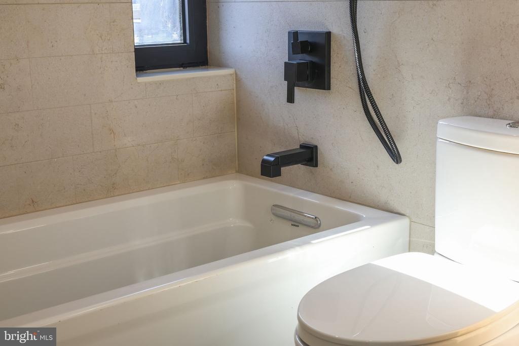 514 S 20TH STREET Unit: A