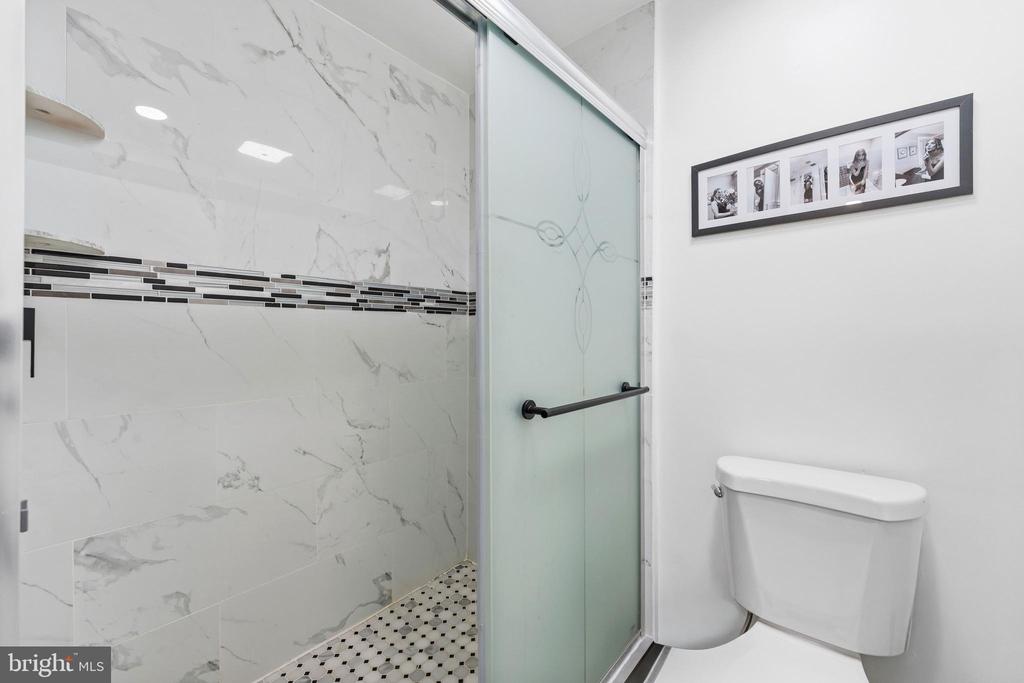 830 LOMBARD STREET Unit: A