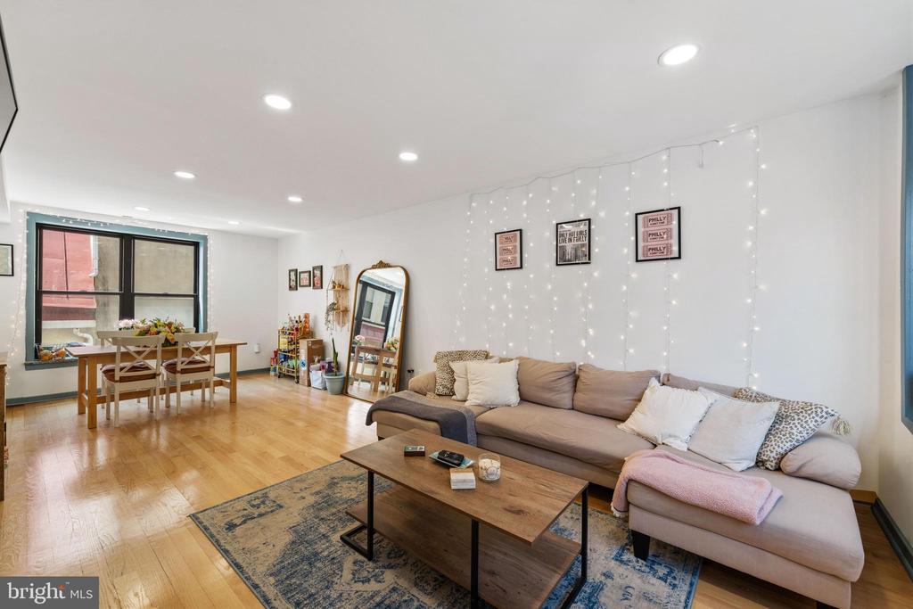 830 LOMBARD STREET Unit: A