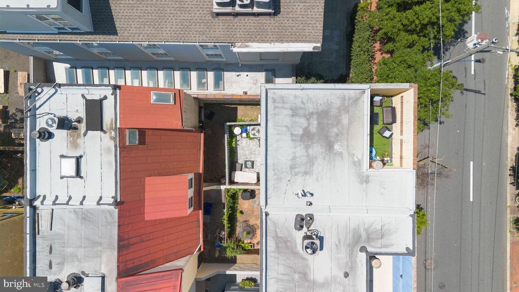 830 LOMBARD STREET Unit: A