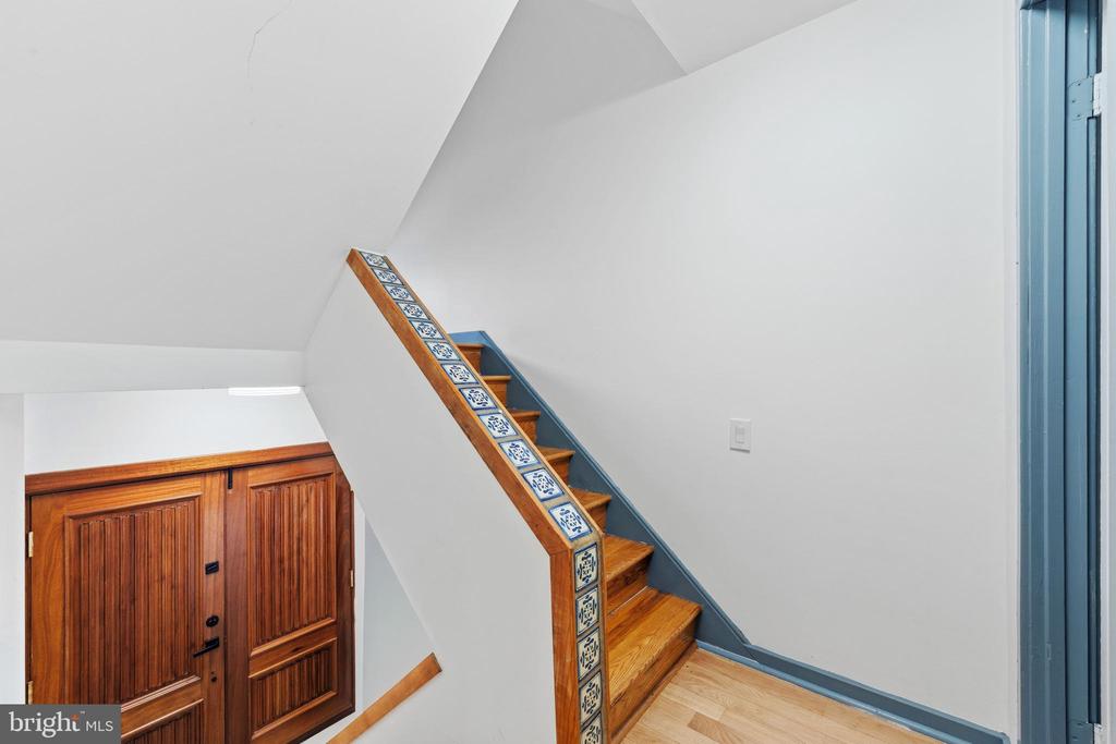 830 LOMBARD STREET Unit: A