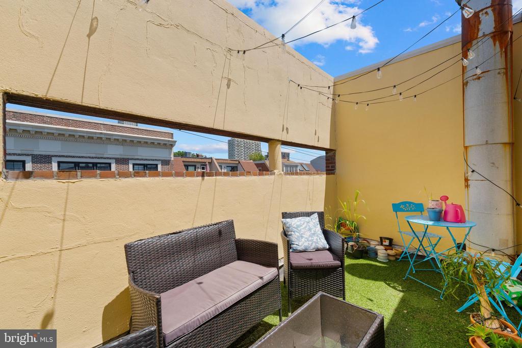 830 LOMBARD STREET Unit: A