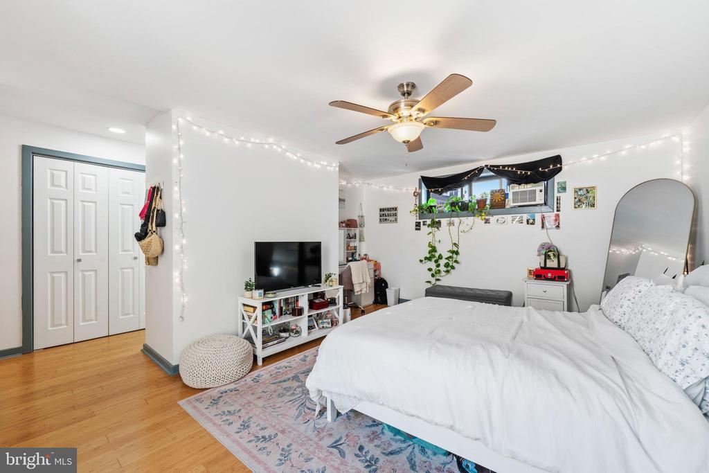 830 LOMBARD STREET Unit: A