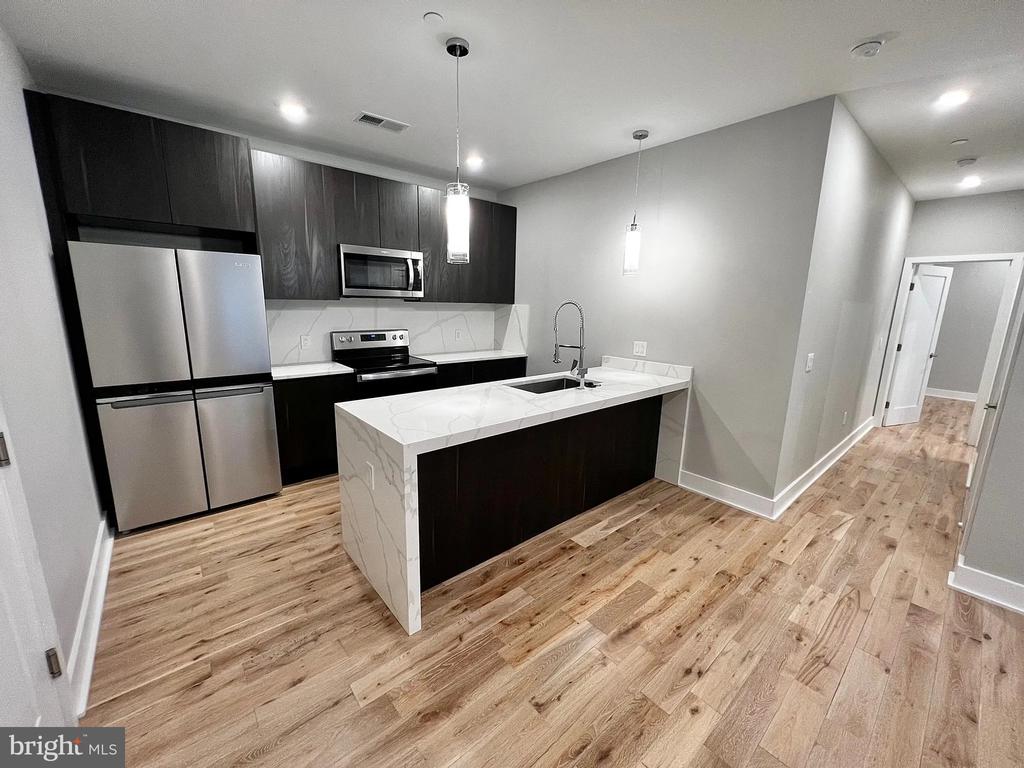 1000 W GIRARD AVENUE Unit: 419
