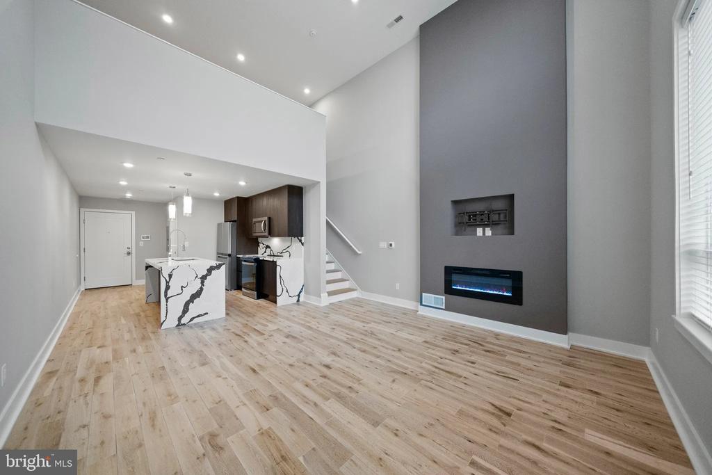 1000 W GIRARD AVENUE Unit: 419