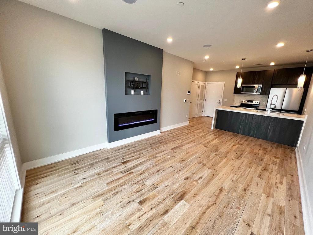 1000 W GIRARD AVENUE Unit: 419