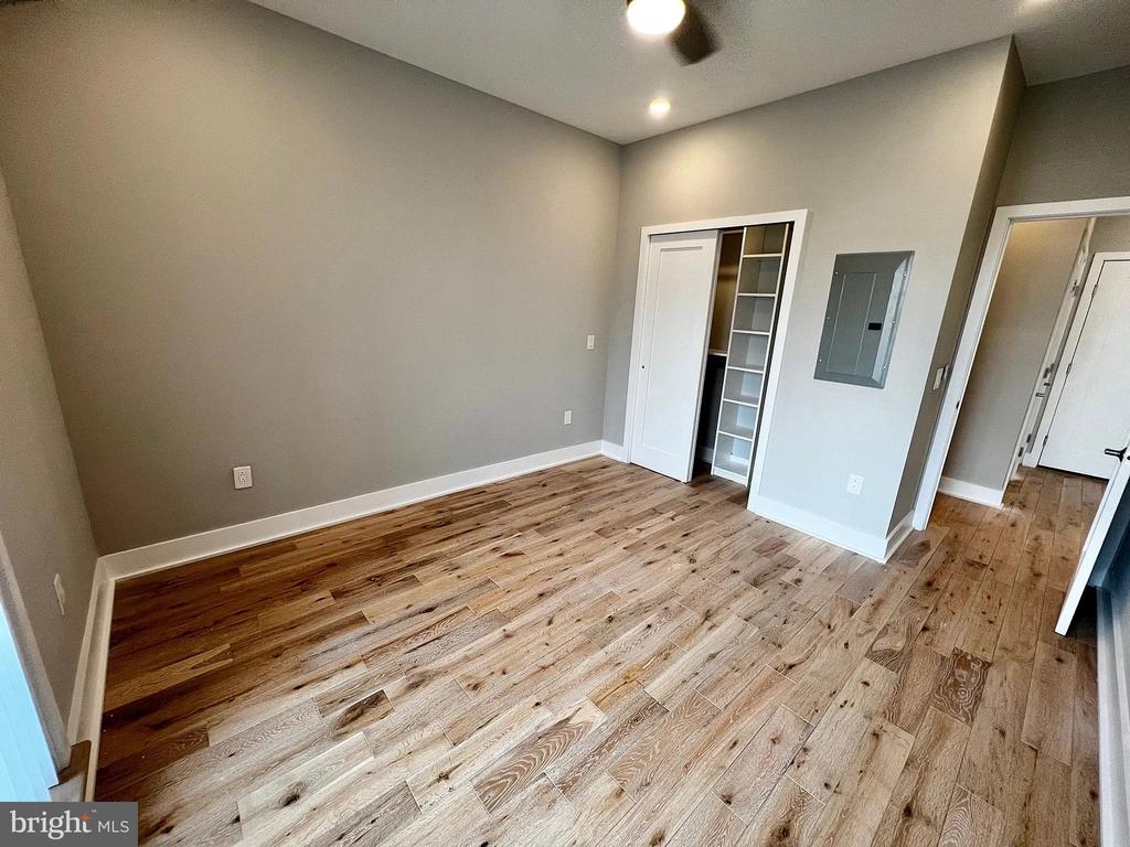 1000 W GIRARD AVENUE Unit: 419