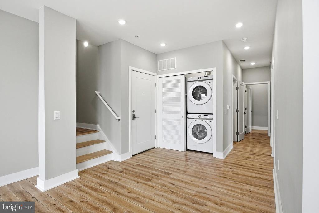 1000 W GIRARD AVENUE Unit: 419