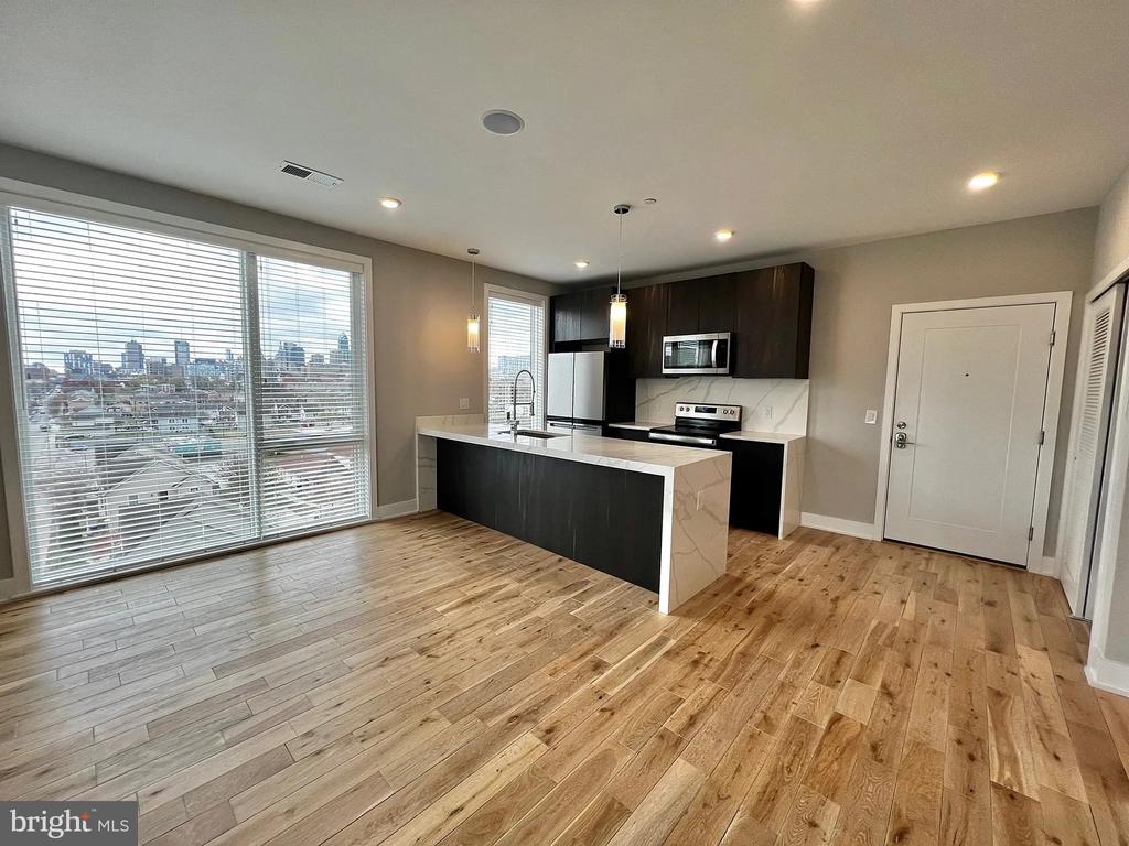1000 W GIRARD AVENUE Unit: 419