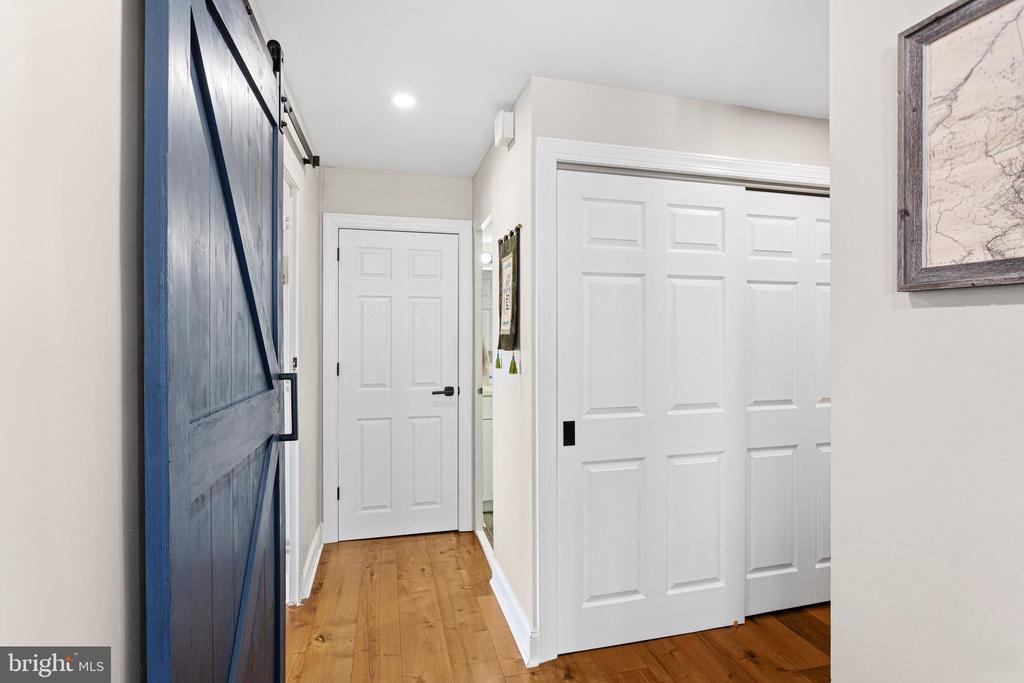 200 LOCUST STREET Unit: 16DN
