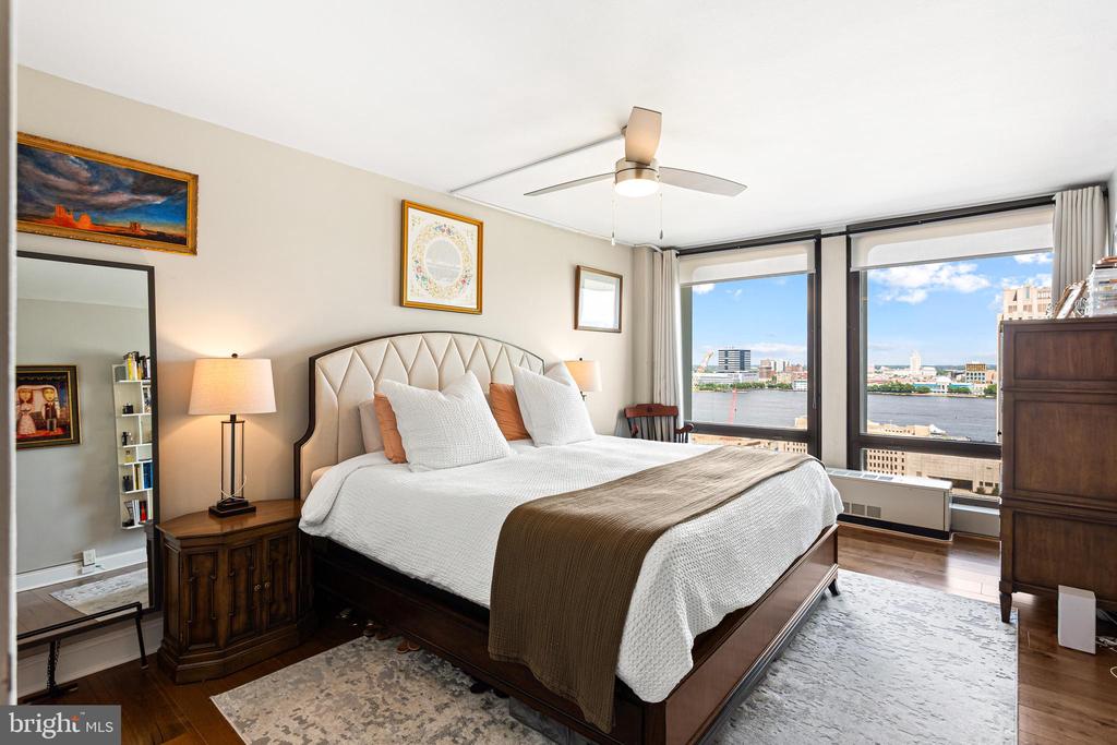 200 LOCUST STREET Unit: 16DN
