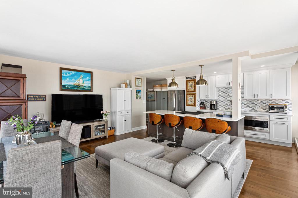 200 LOCUST STREET Unit: 16DN