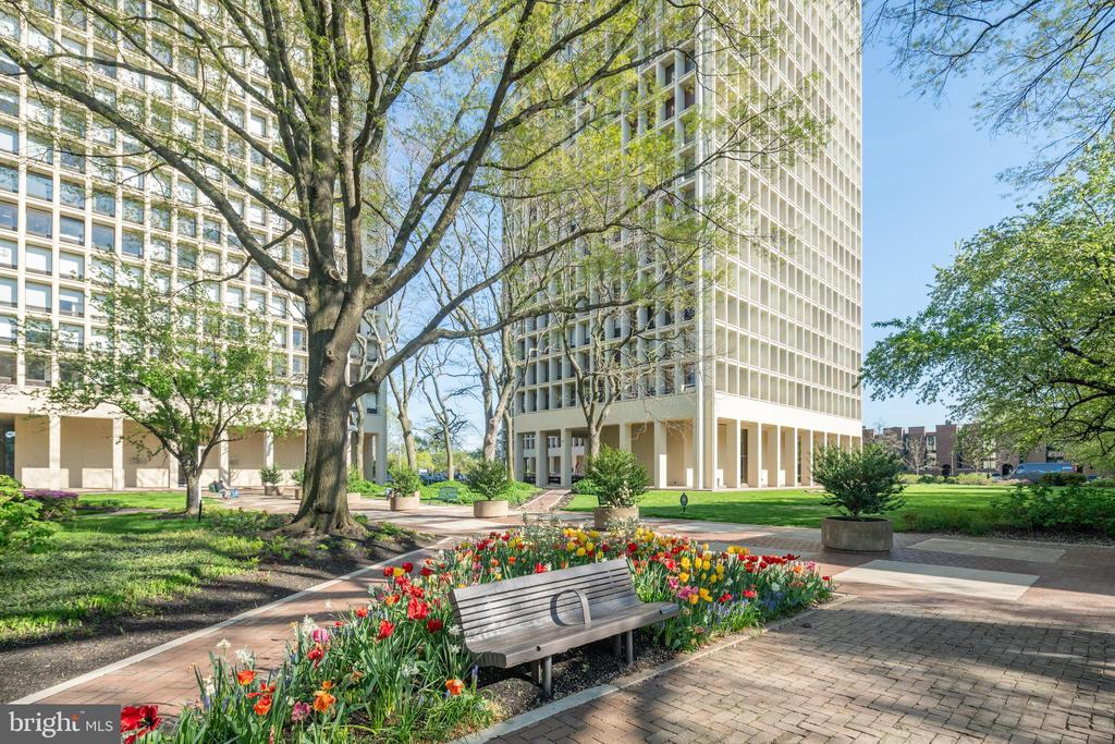 200 LOCUST STREET Unit: 16DN
