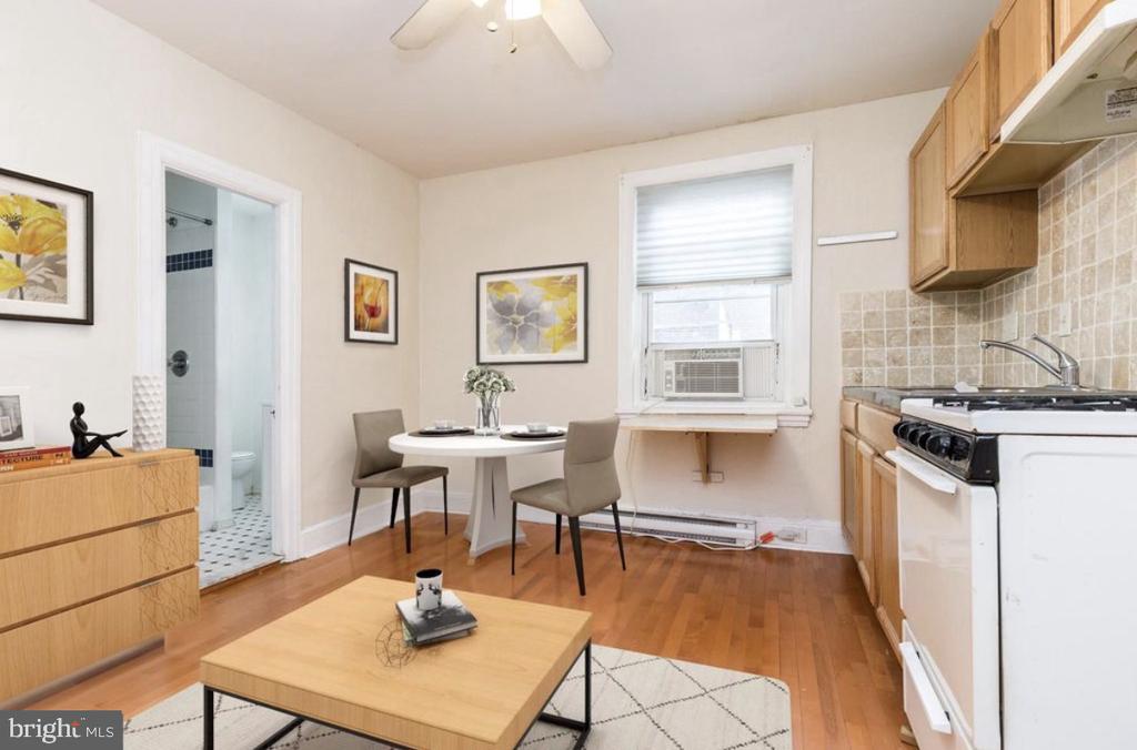 314 S 12TH STREET Unit: 2R
