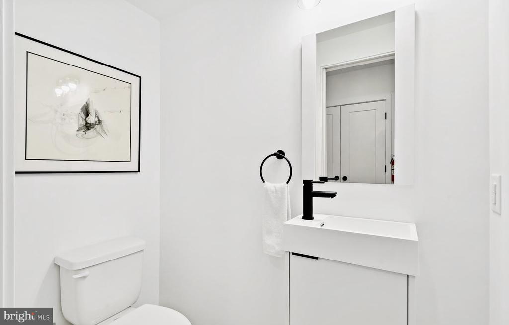 1540 FRANKFORD AVENUE Unit: - UNIT 3C