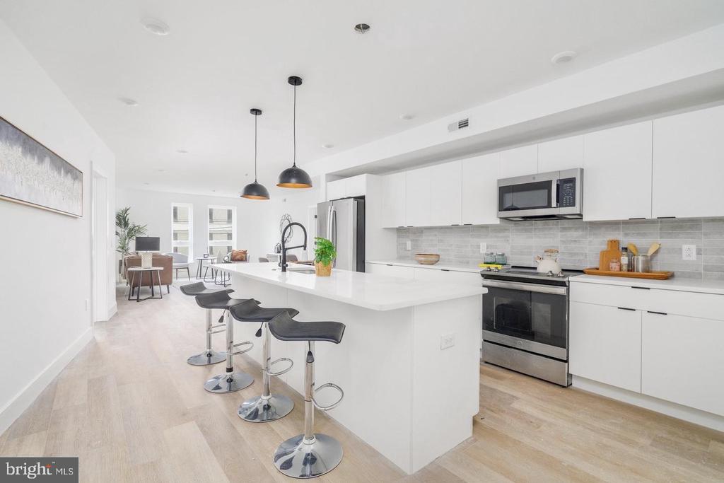 1540 FRANKFORD AVENUE Unit: - UNIT 3C