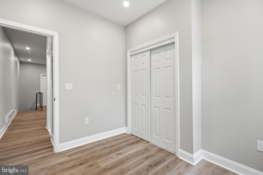865 N 47TH STREET Unit: 2