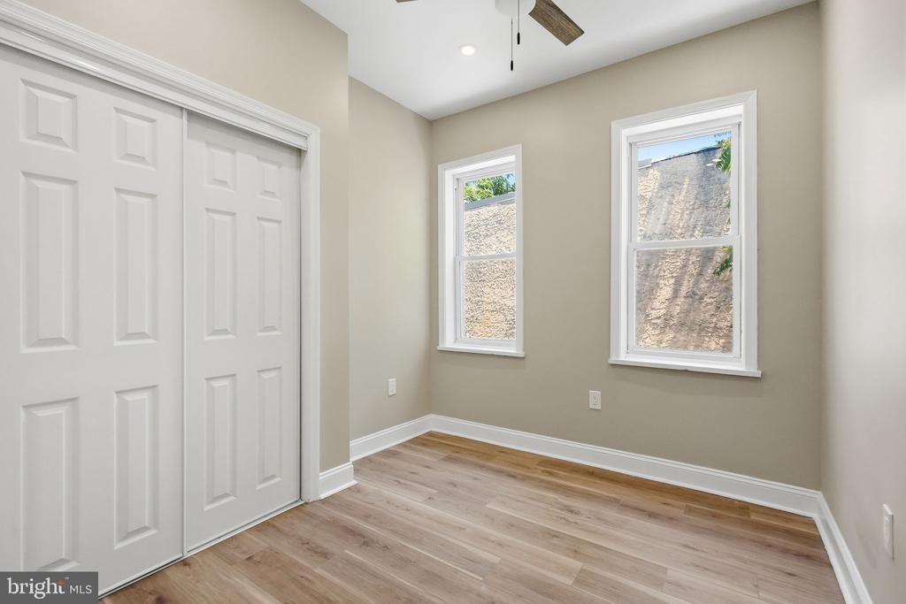 865 N 47TH STREET Unit: 2