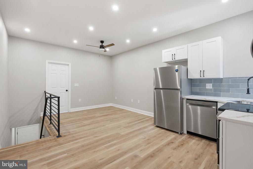 865 N 47TH STREET Unit: 2