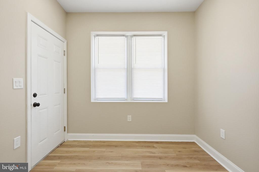 865 N 47TH STREET Unit: 2