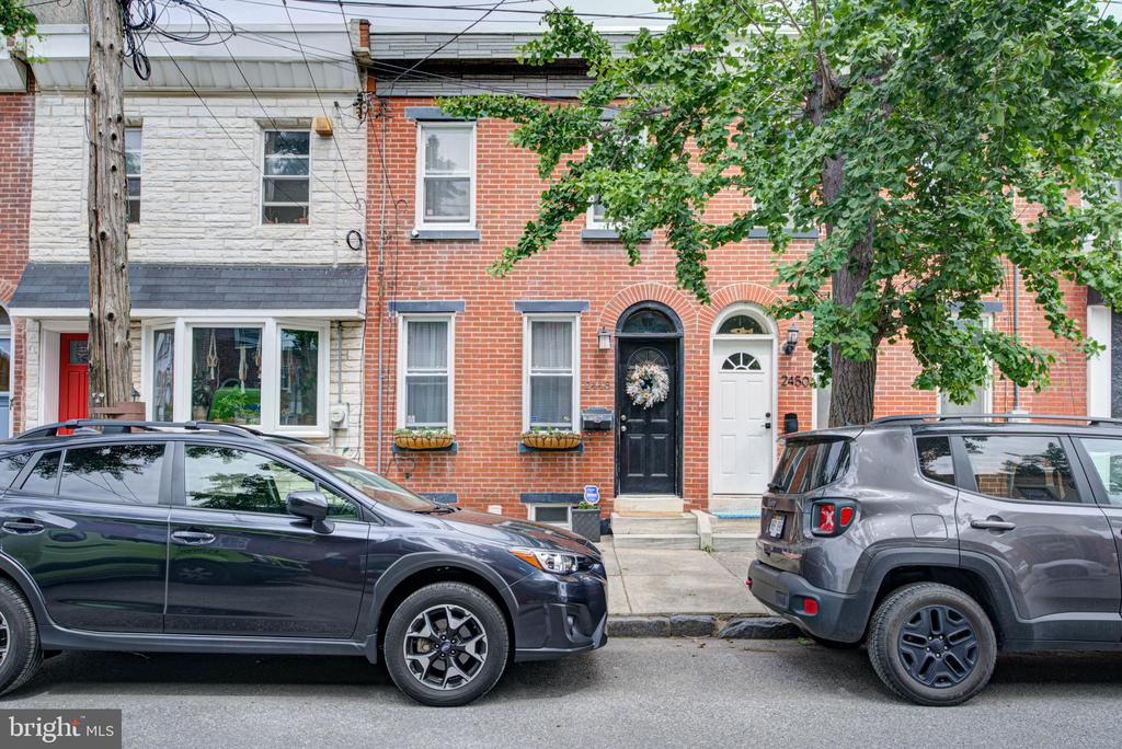 2448 CEDAR STREET