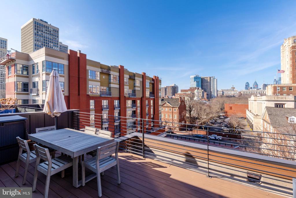 141 S HANCOCK STREET