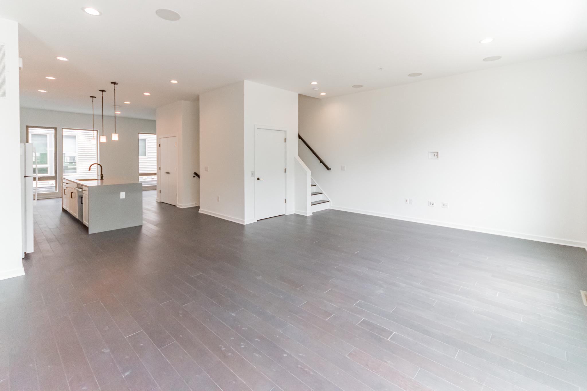 3111 PARKVIEW WALK