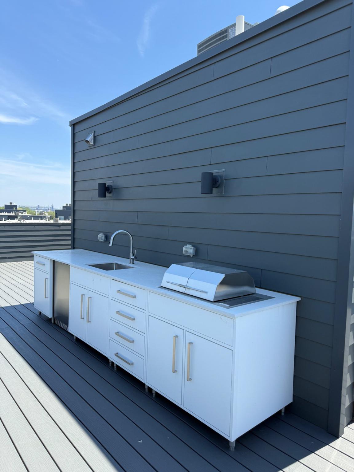 3111 PARKVIEW WALK