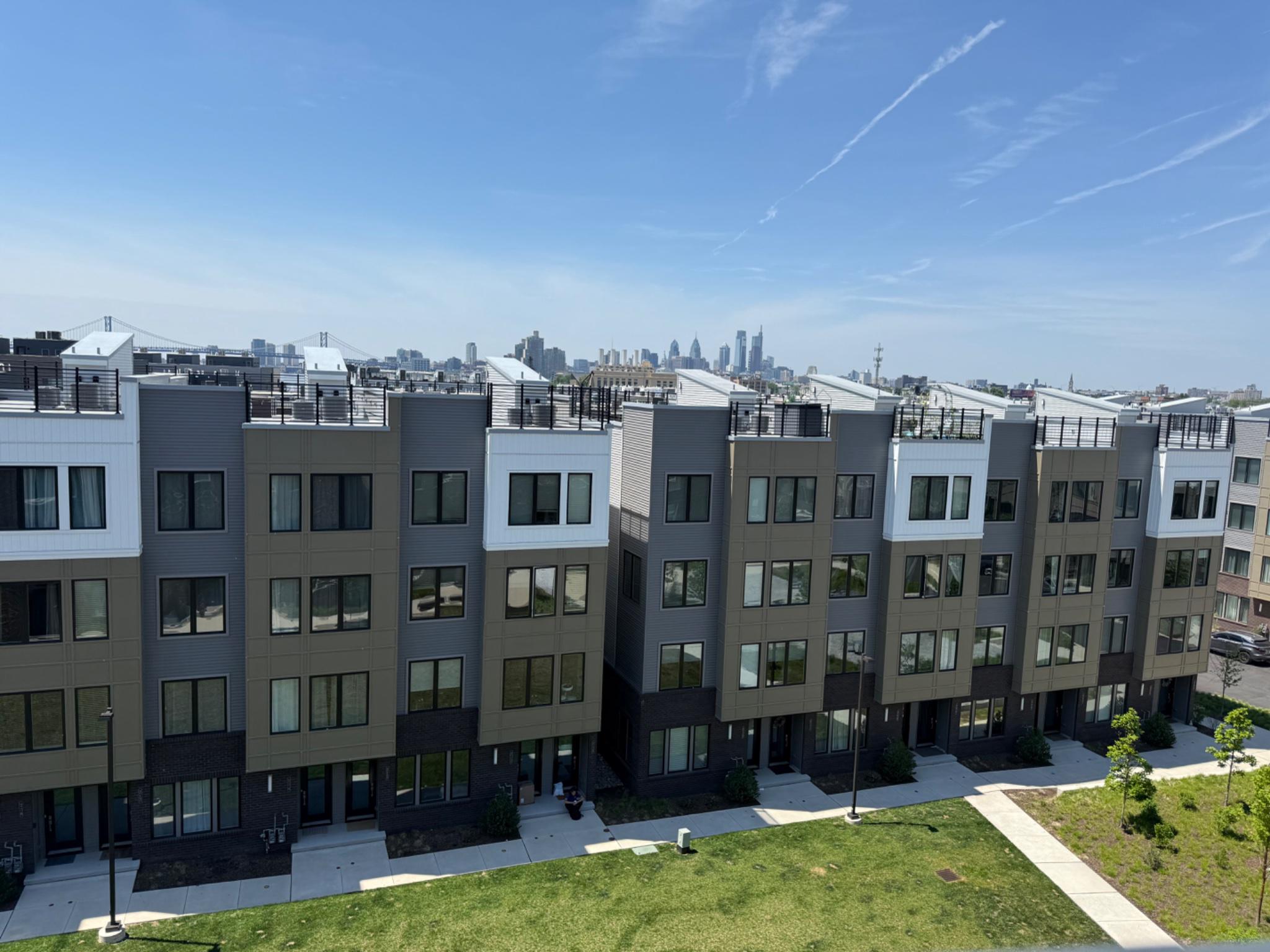 3111 PARKVIEW WALK