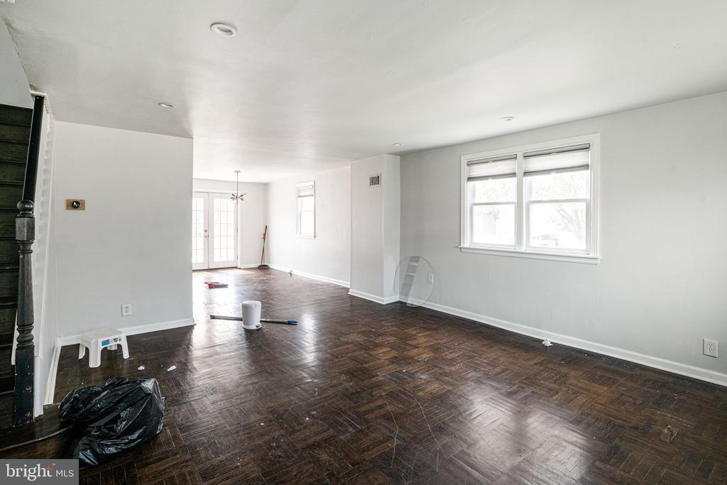 7436 DREXEL ROAD