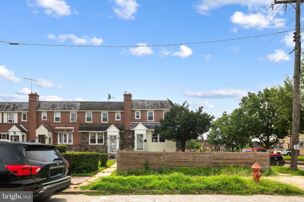 7436 DREXEL ROAD