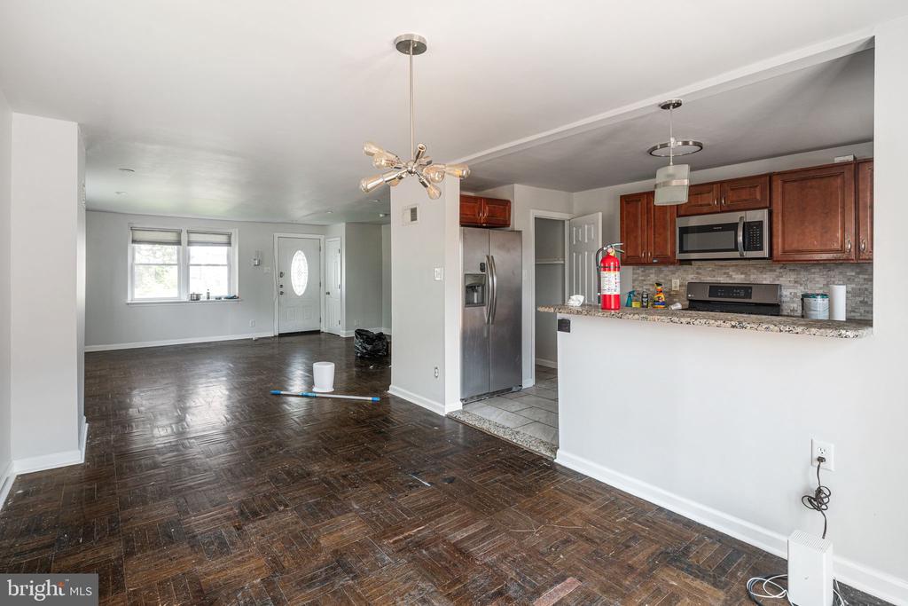 7436 DREXEL ROAD
