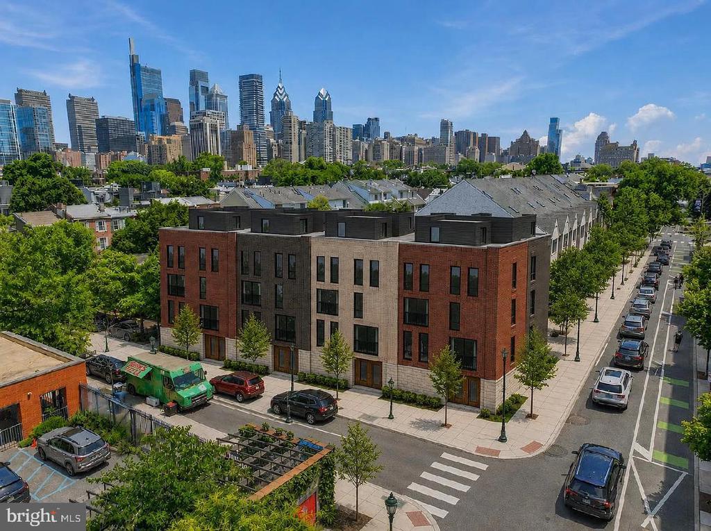 2429 SOUTH STREET Unit: UNIT C