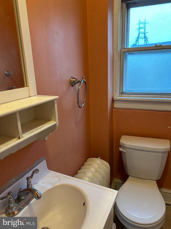 129 GAY STREET Unit: 2