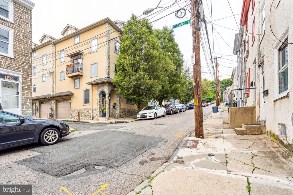 129 GAY STREET Unit: 2