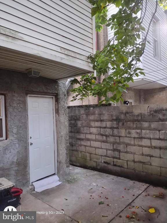 2623 GERRITT STREET