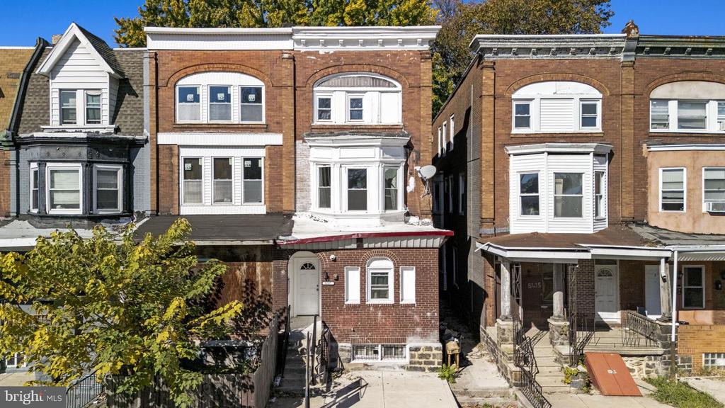 5237 CHESTER AVENUE Unit: 5