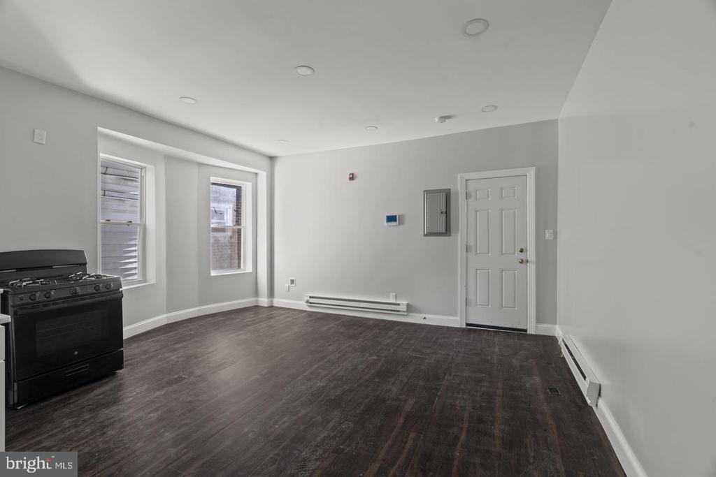 5237 CHESTER AVENUE Unit: 5
