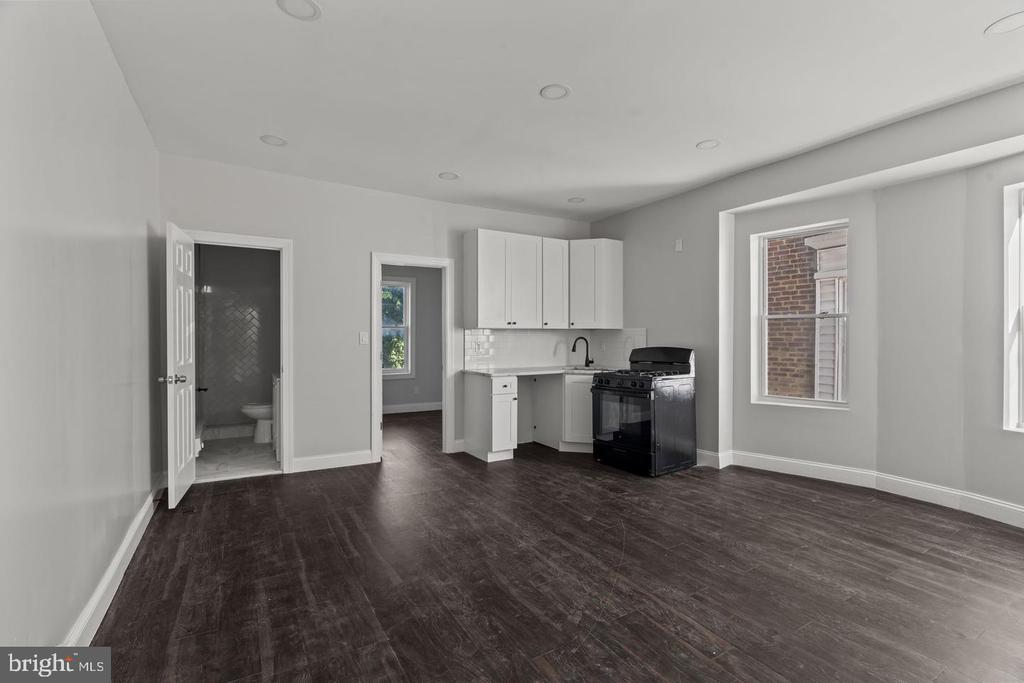 5237 CHESTER AVENUE Unit: 5