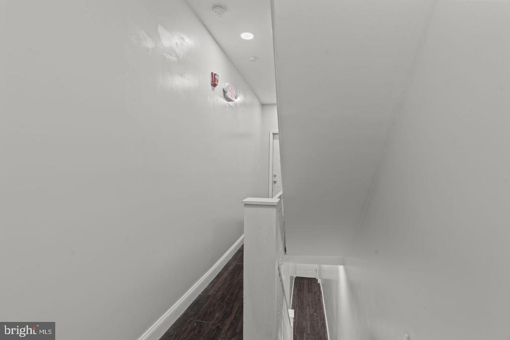 5237 CHESTER AVENUE Unit: 5