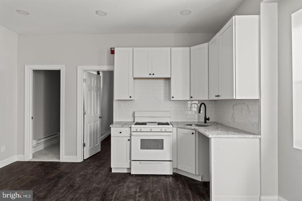 5237 CHESTER AVENUE Unit: 5