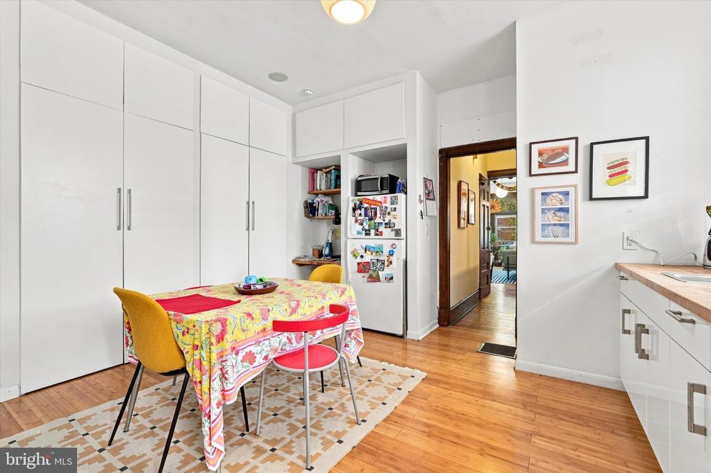 825 S 49TH STREET