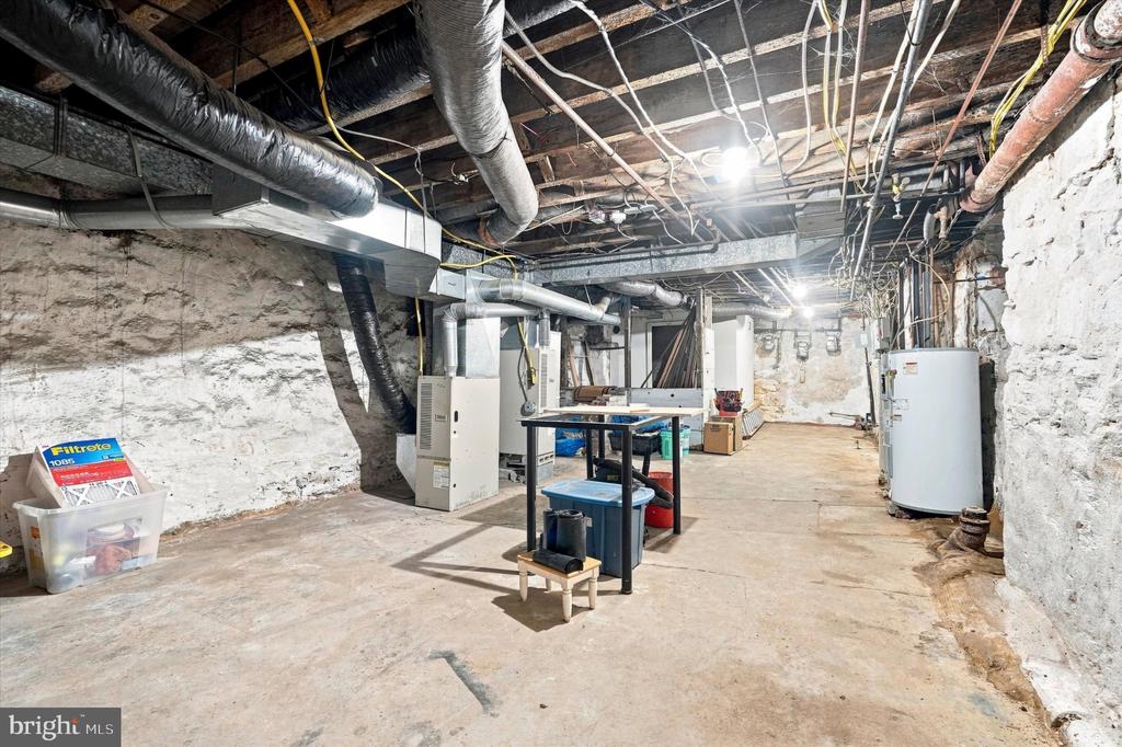 825 S 49TH STREET
