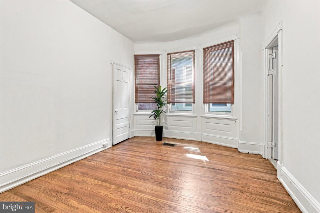 825 S 49TH STREET